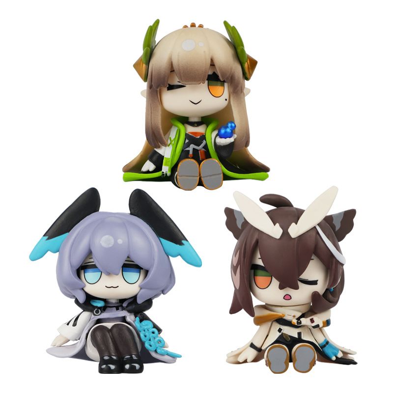 Anime Related Merchandise - Sitzende Figuren, Merchandise aus der Spielserie,